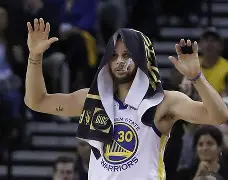 库里连续七场比赛得分超过出色防守,巴塞罗那不断突破!赢得满堂喝彩的简单介绍 库里连续七场比赛得分超过出色防守,巴塞罗那不断突破!赢得满堂喝彩的简单介绍